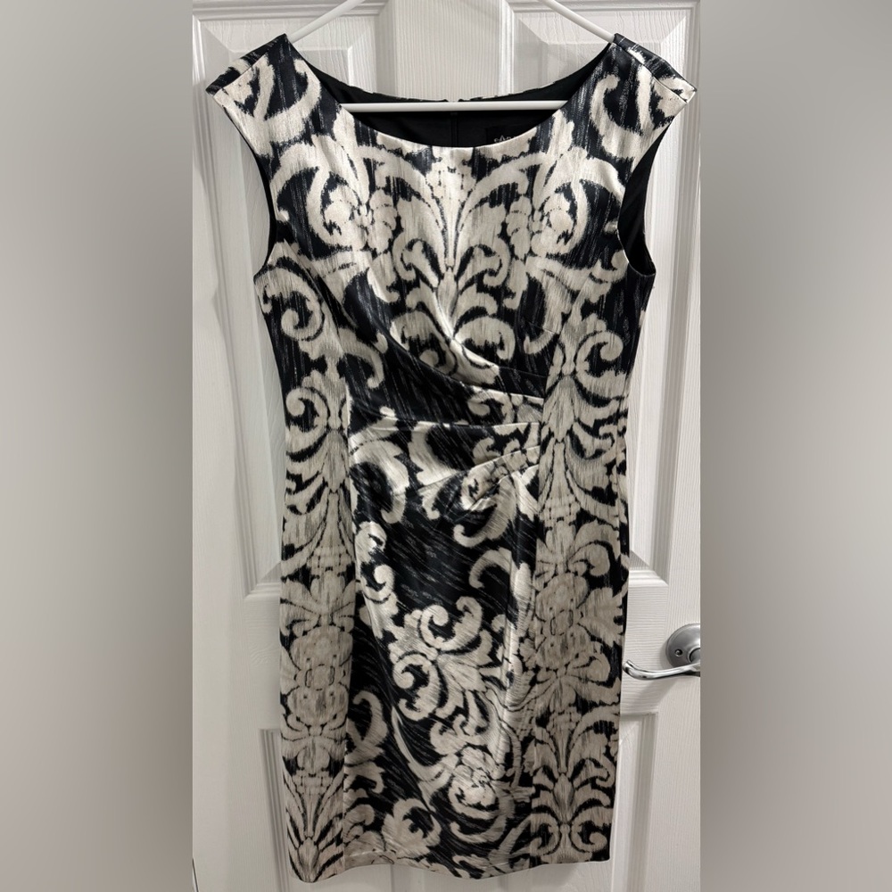 Connected Apparel Black and Cream Dress